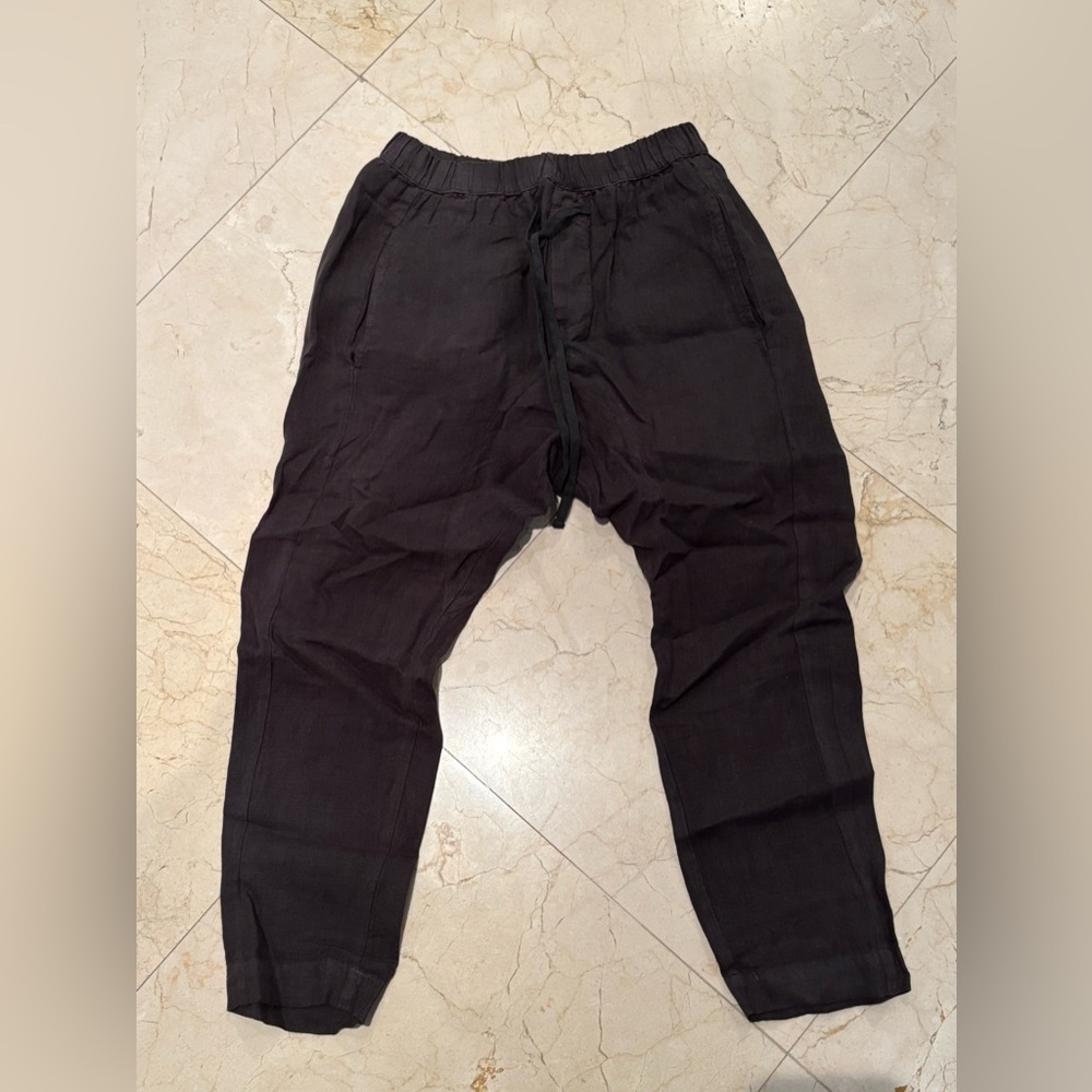 Black‎ Casual Pants